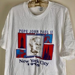 NEW RARE VINTAGE Pope John Paul II Graphic Tee L